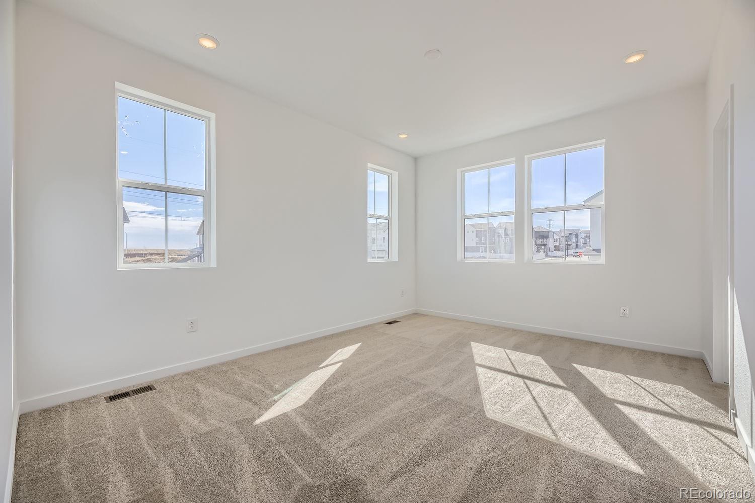 MLS Image #5 for 1989 s haleyville way ,aurora, Colorado