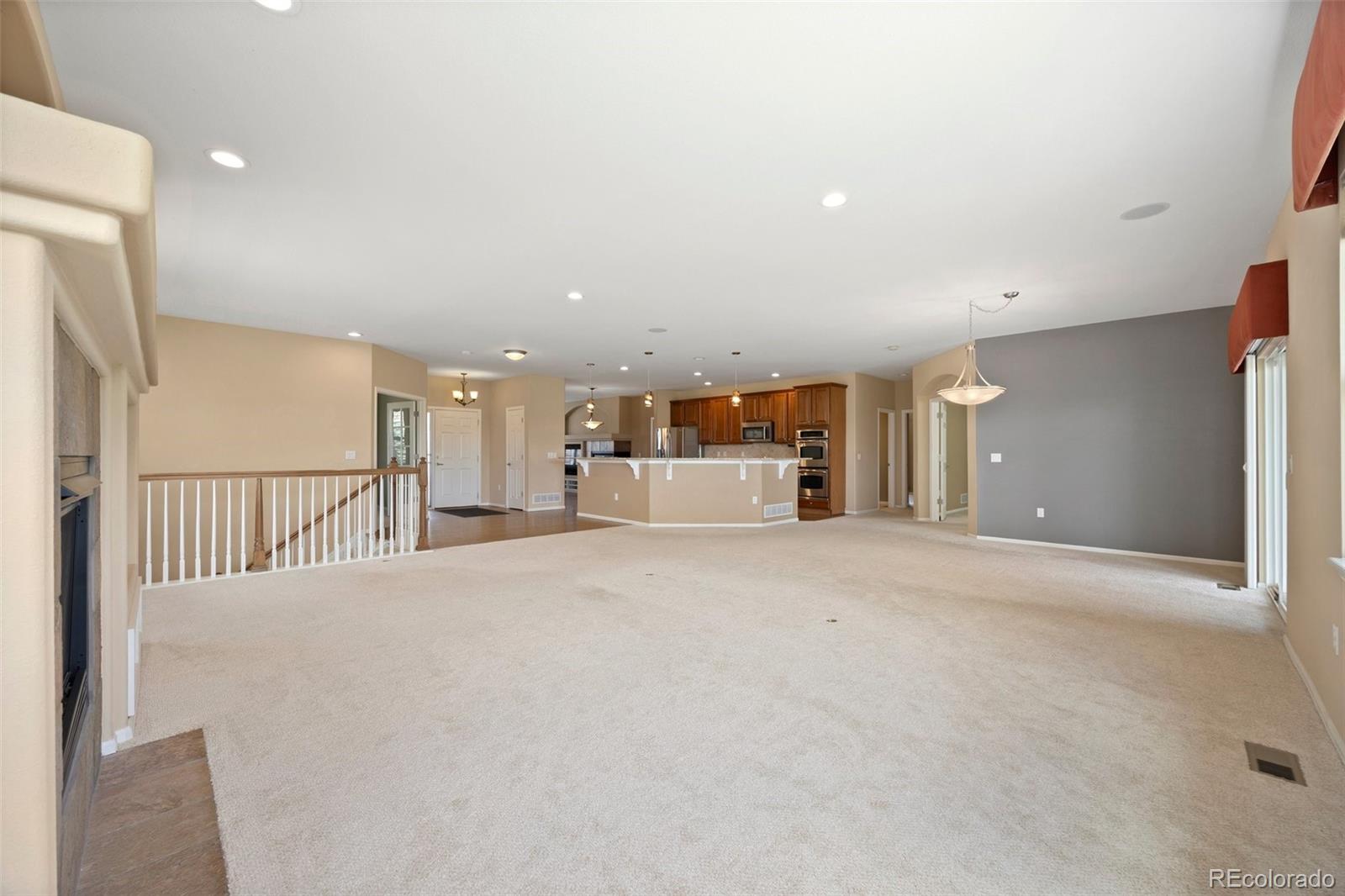 MLS Image #11 for 21780 e heritage parkway,aurora, Colorado