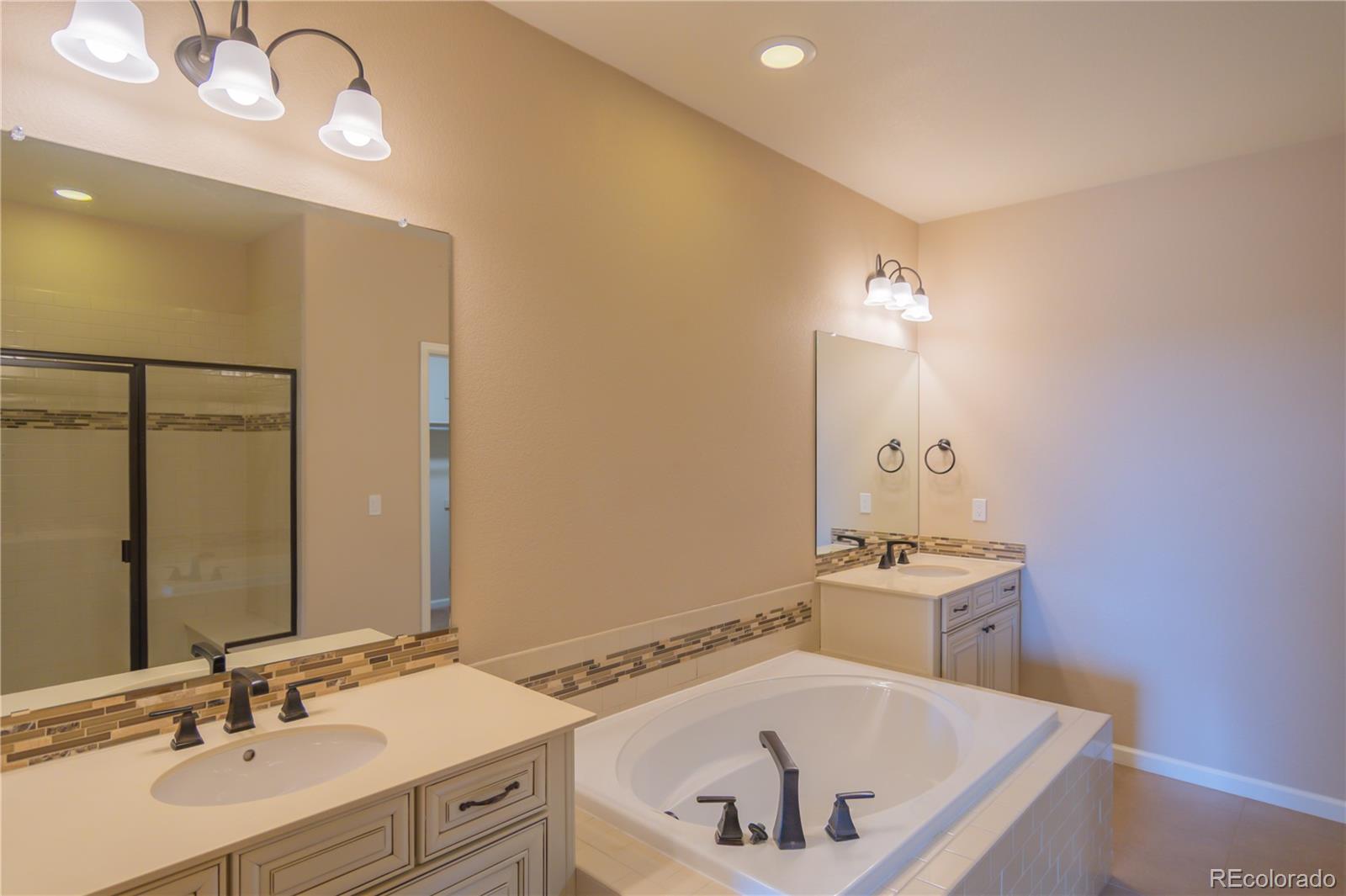 MLS Image #14 for 1474  promontory bluff view,colorado springs, Colorado