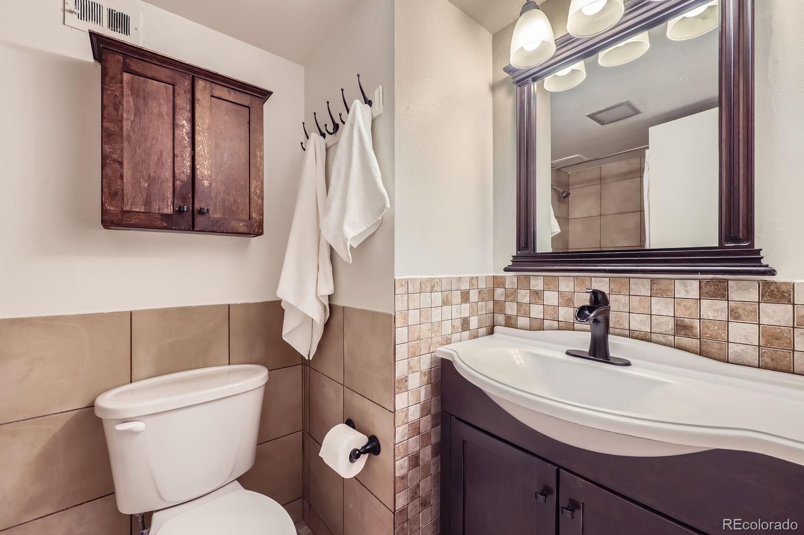 MLS Image #17 for 789 n clarkson street,denver, Colorado