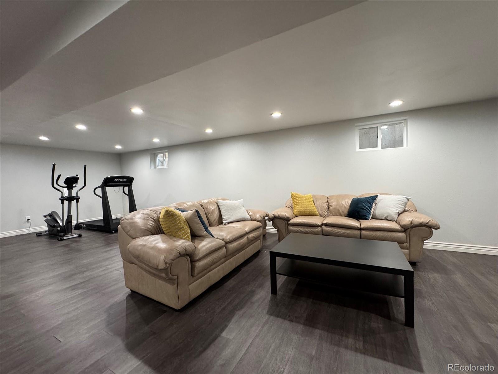 MLS Image #14 for 10226 e fair place,englewood, Colorado