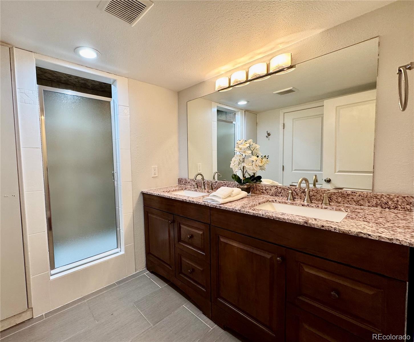 MLS Image #17 for 10226 e fair place,englewood, Colorado