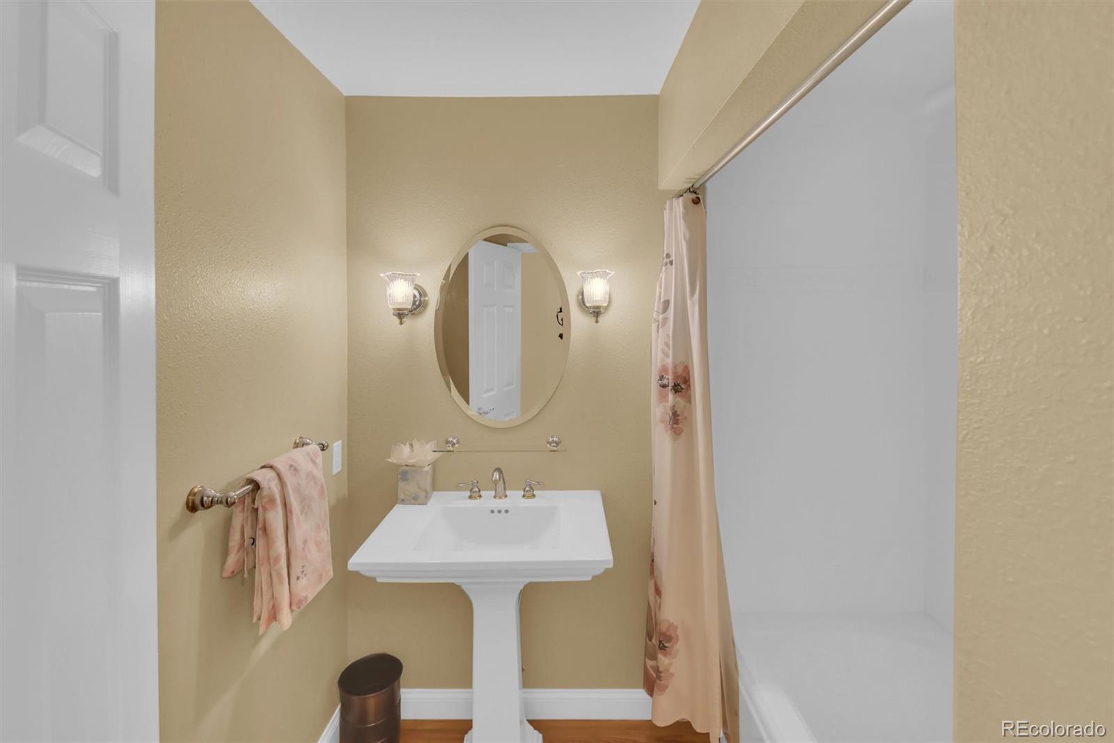 MLS Image #21 for 6417 s florence way,englewood, Colorado