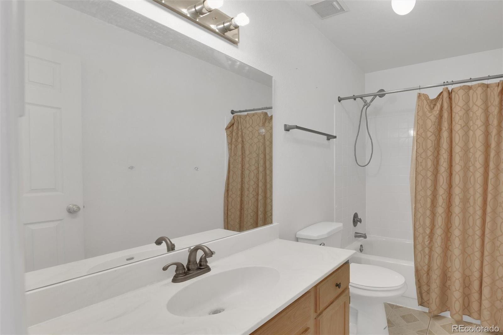 MLS Image #14 for 11115 e alameda avenue,aurora, Colorado