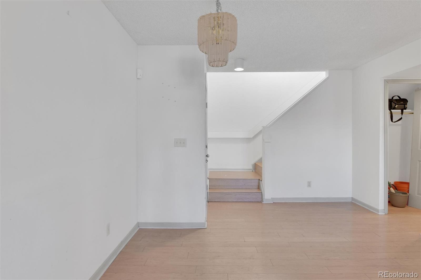 MLS Image #4 for 11115 e alameda avenue,aurora, Colorado