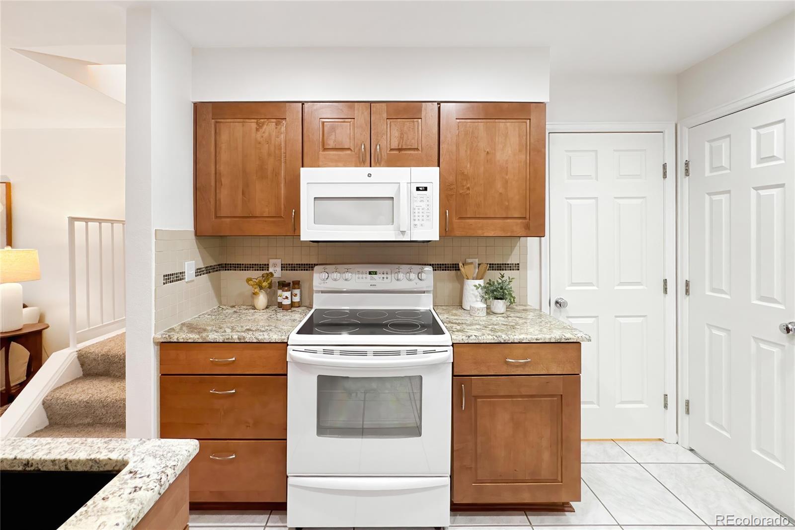MLS Image #14 for 7370 e florida avenue,denver, Colorado
