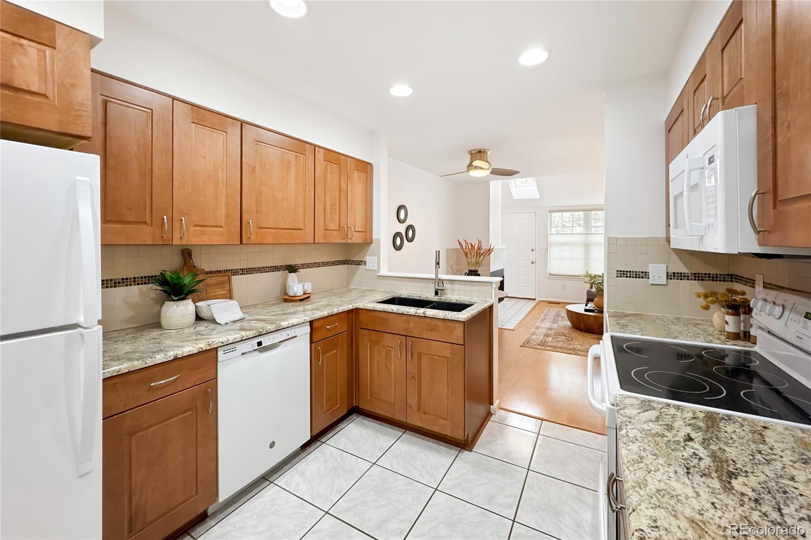 MLS Image #15 for 7370 e florida avenue,denver, Colorado