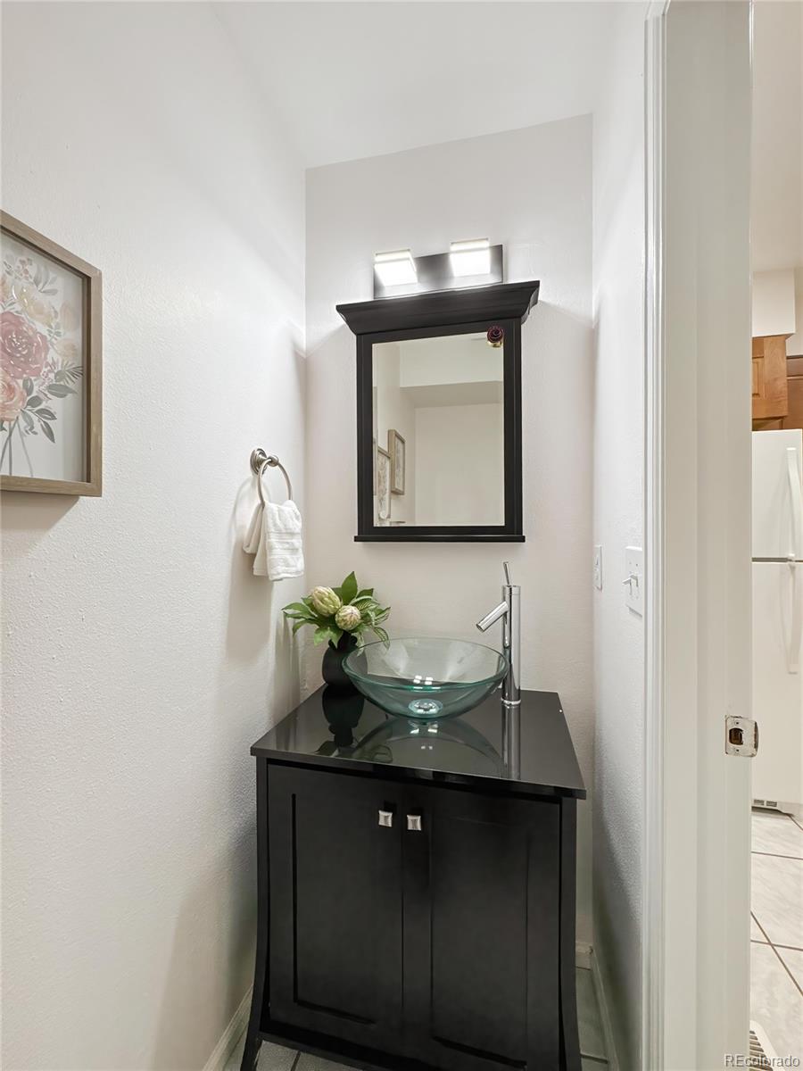 MLS Image #16 for 7370 e florida avenue,denver, Colorado