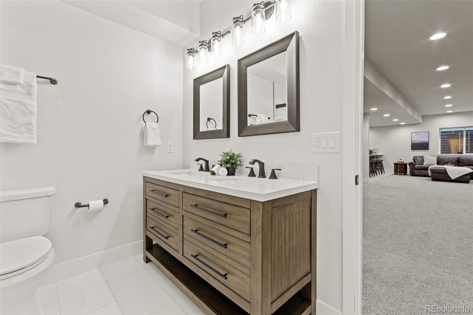 MLS Image #42 for 9388  dunraven loop,arvada, Colorado