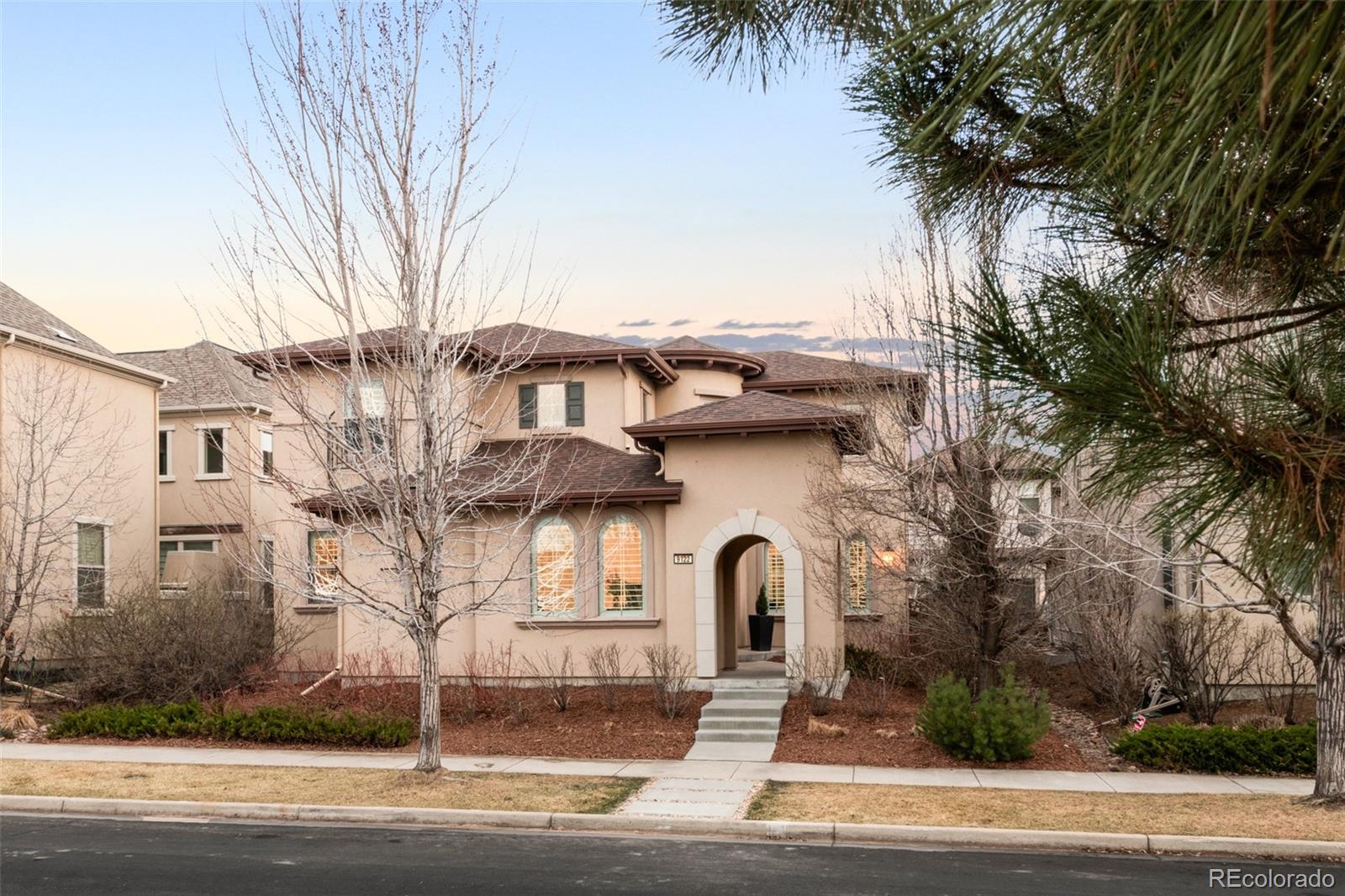 MLS Image #4 for 9122 e 34th avenue,denver, Colorado