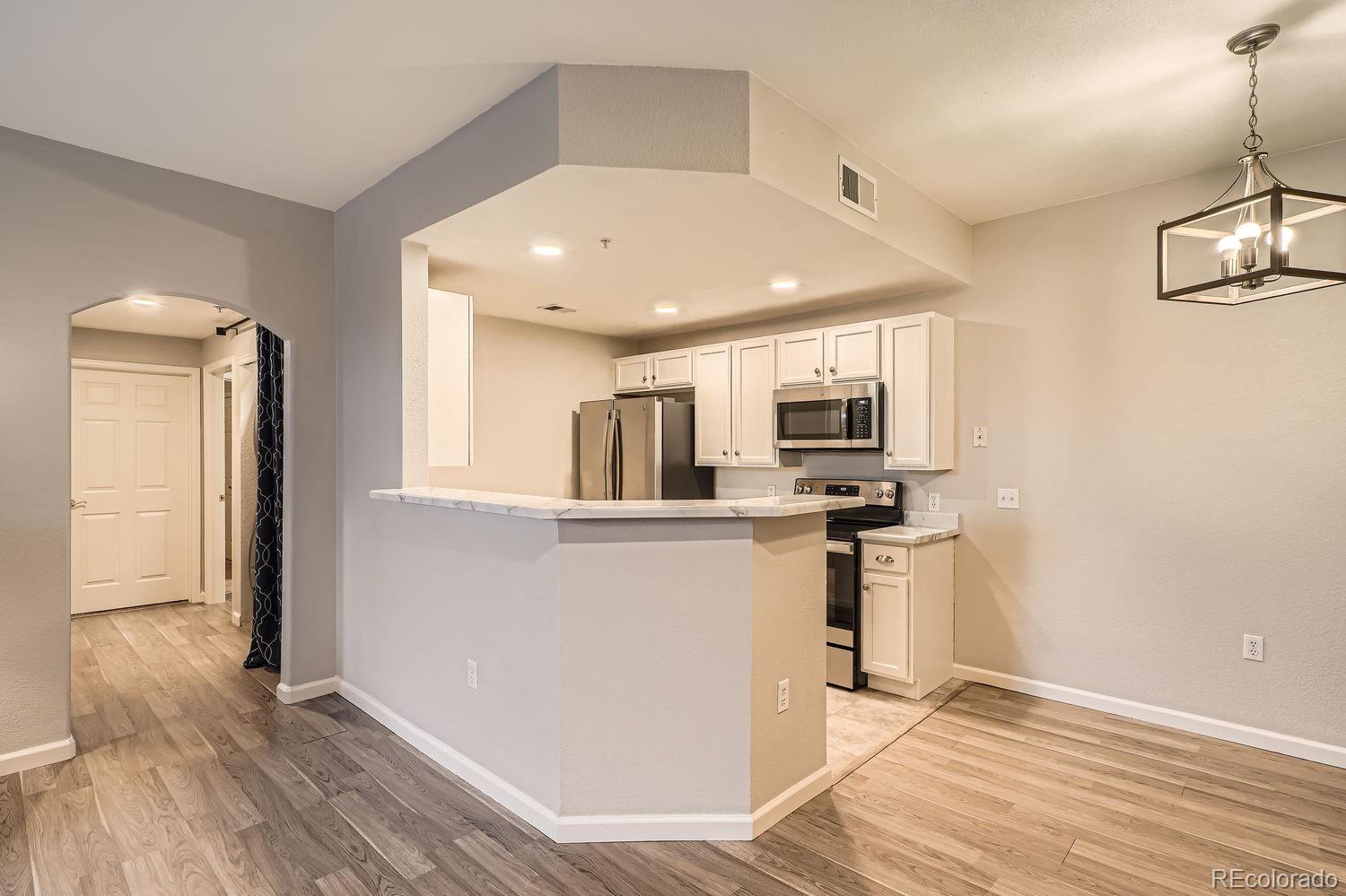 MLS Image #9 for 7440 s blackhawk street,englewood, Colorado