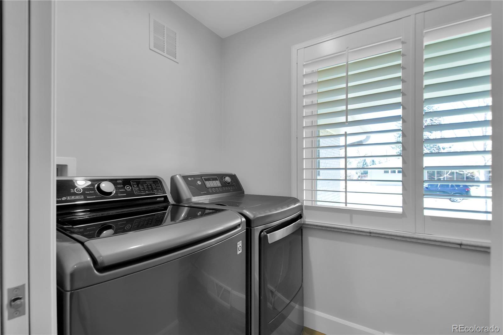 MLS Image #18 for 3188 s dallas court,denver, Colorado