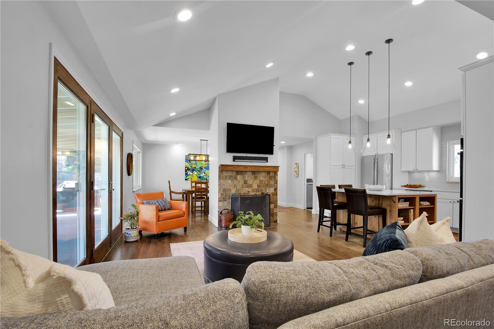 MLS Image #5 for 3188 s dallas court,denver, Colorado