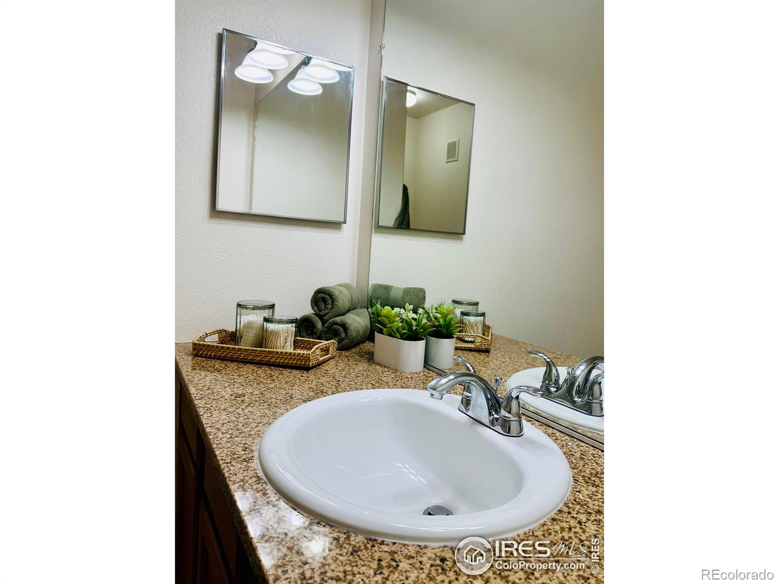 MLS Image #16 for 1465  blue sky circle 303,erie, Colorado