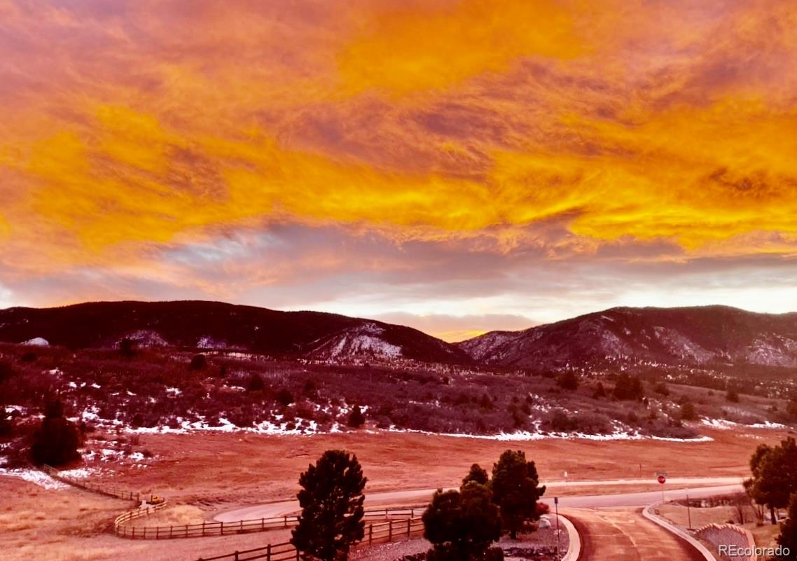 MLS Image #38 for 4502  echo cliff lane,larkspur, Colorado
