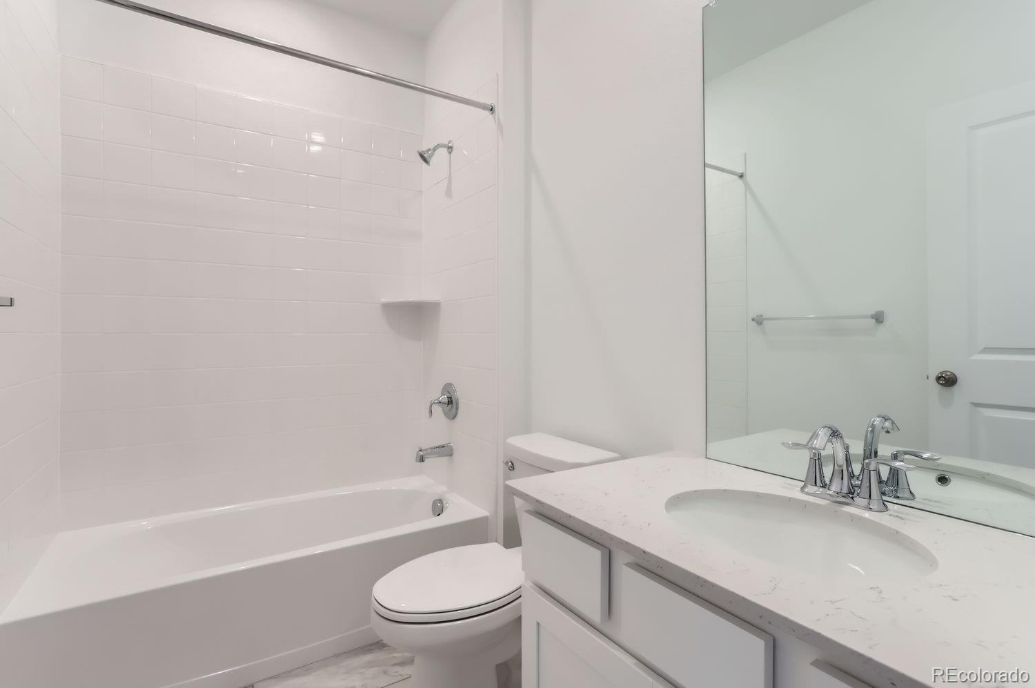 MLS Image #8 for 16622 e 109th avenue,commerce city, Colorado