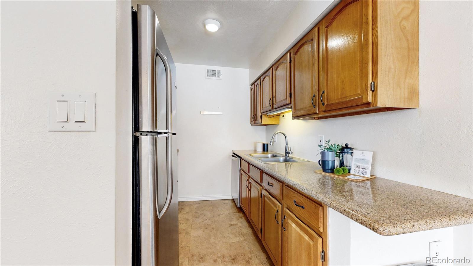 MLS Image #6 for 3663 s sheridan boulevard,denver, Colorado