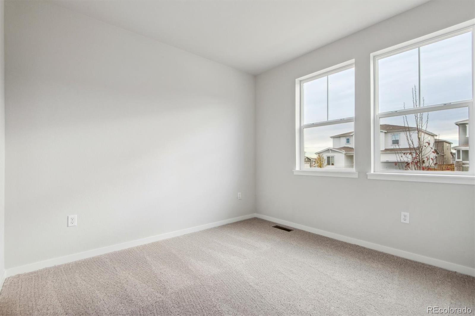 MLS Image #3 for 1321  loraine circle,lafayette, Colorado