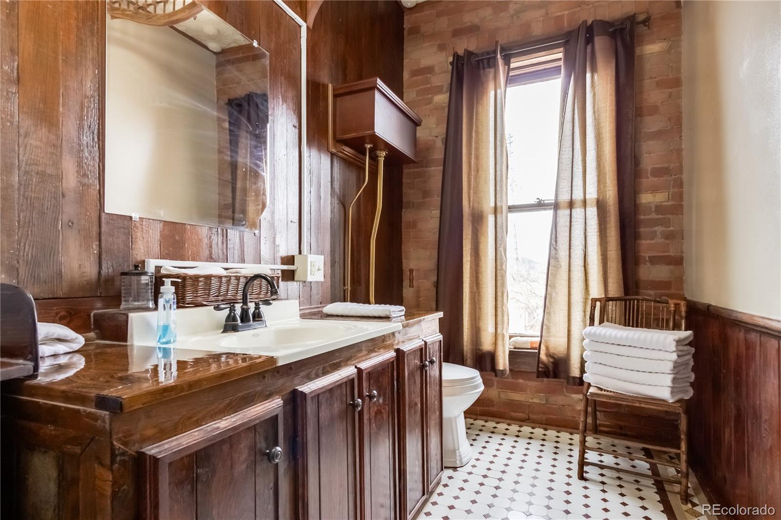MLS Image #31 for 211  beech street,trinidad, Colorado