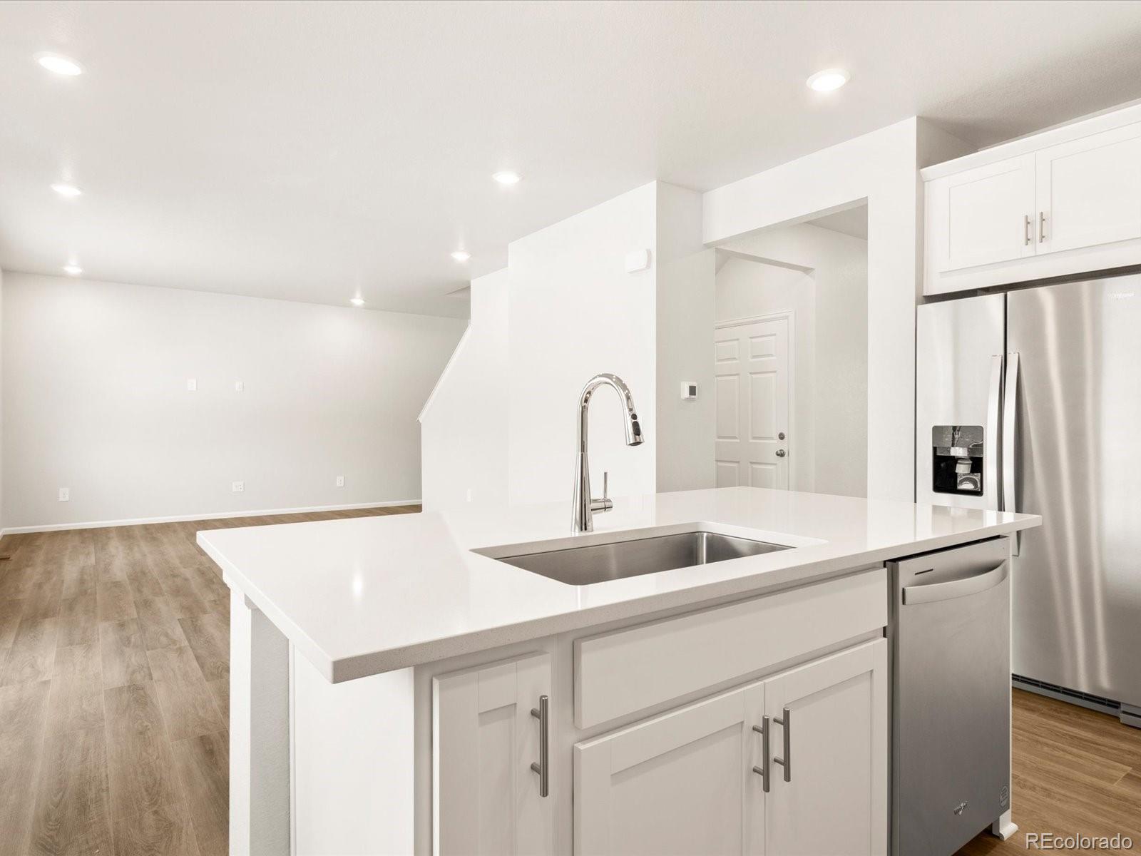 MLS Image #12 for 1666  colorado river drive,windsor, Colorado