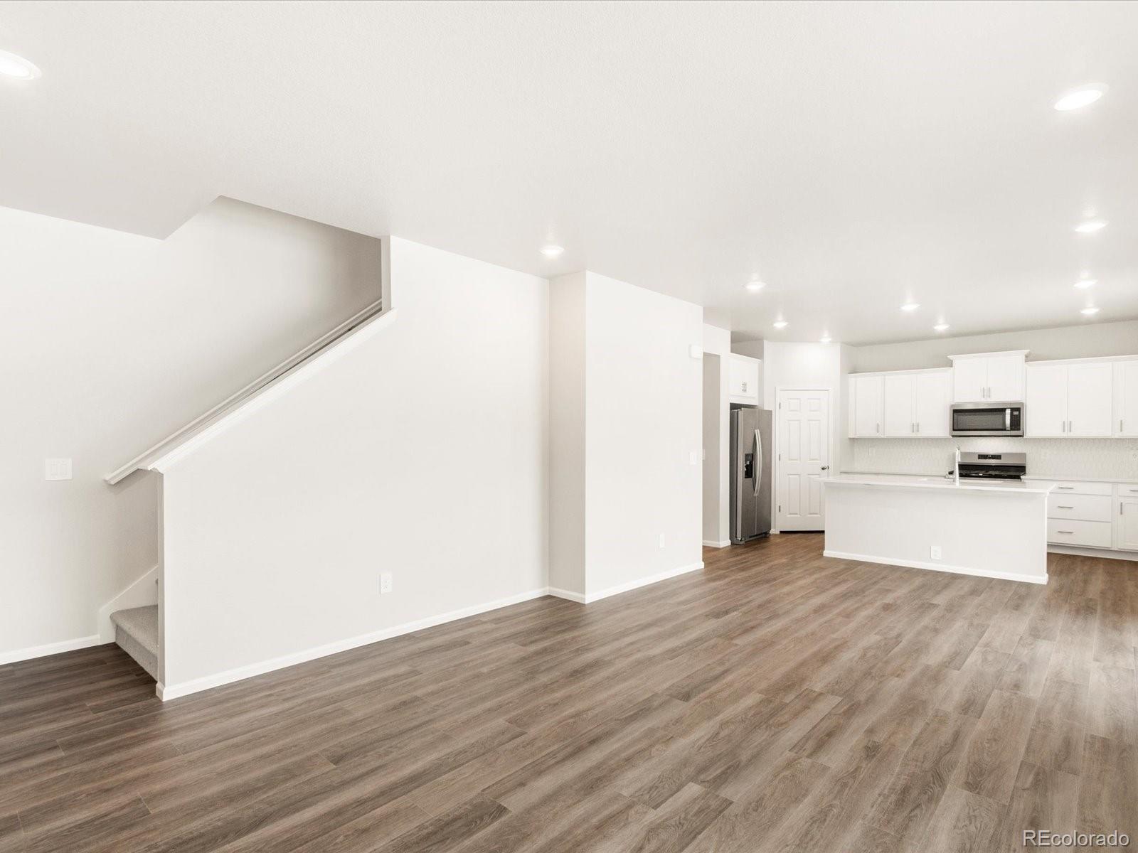MLS Image #8 for 1666  colorado river drive,windsor, Colorado