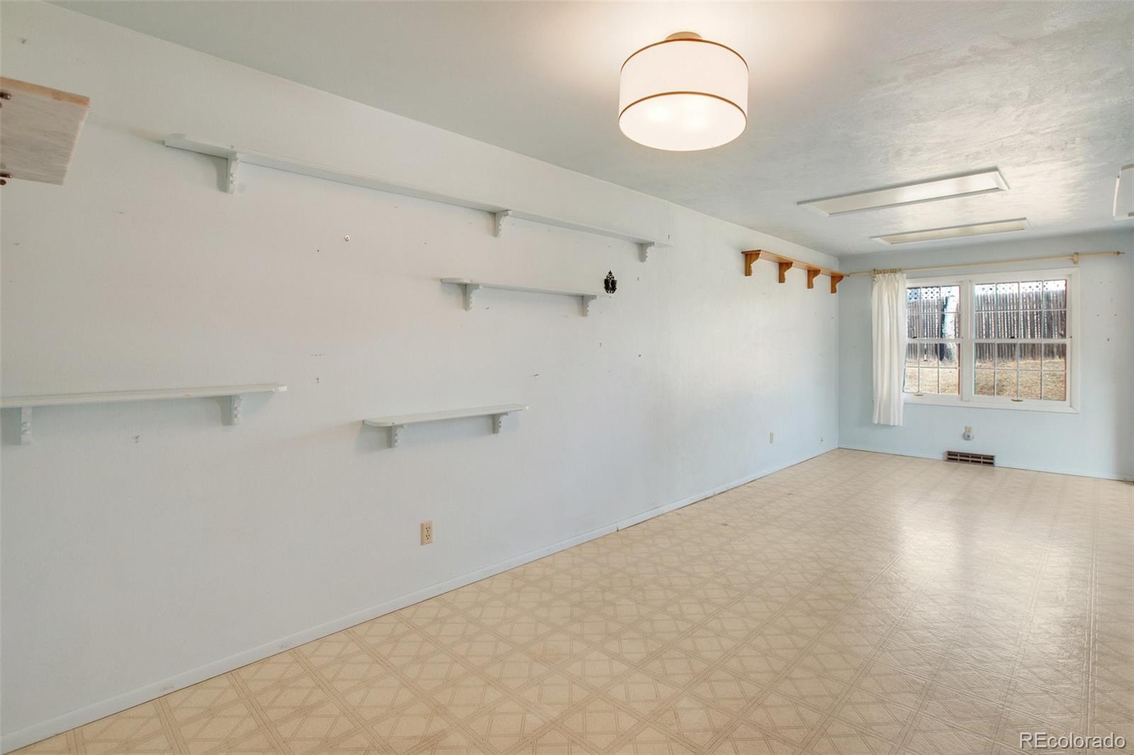 MLS Image #10 for 2923  highland drive,colorado springs, Colorado
