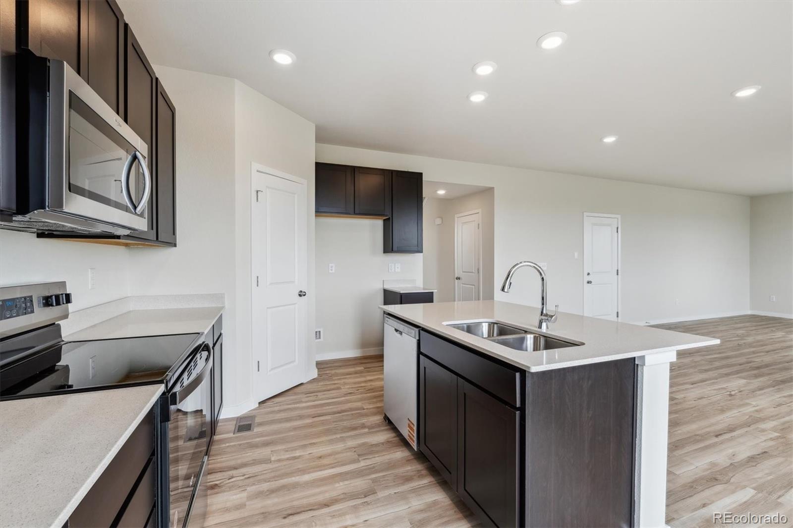 MLS Image #11 for 14400  heritage drive,mead, Colorado
