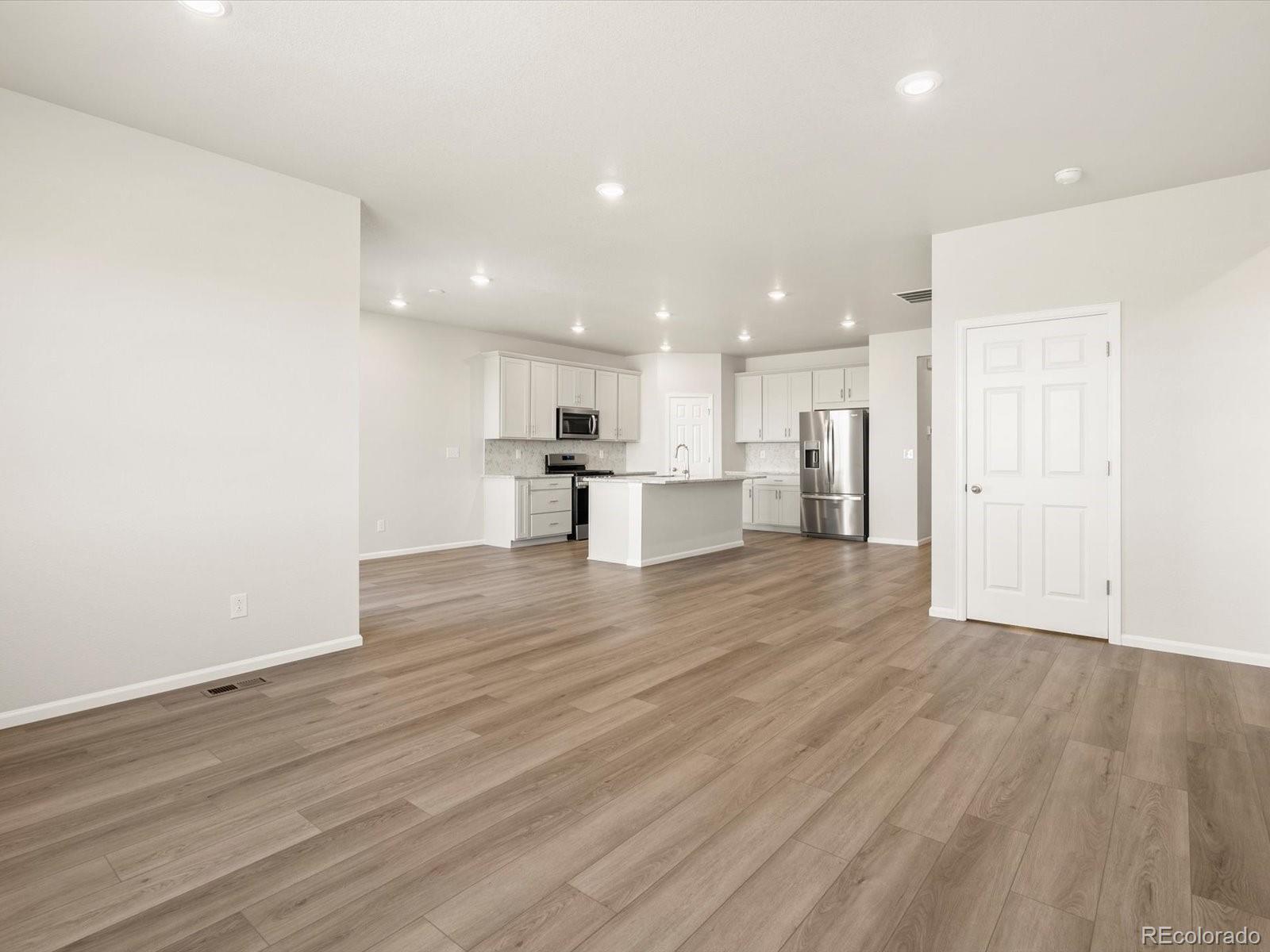 MLS Image #23 for 9099  pitkin street,commerce city, Colorado