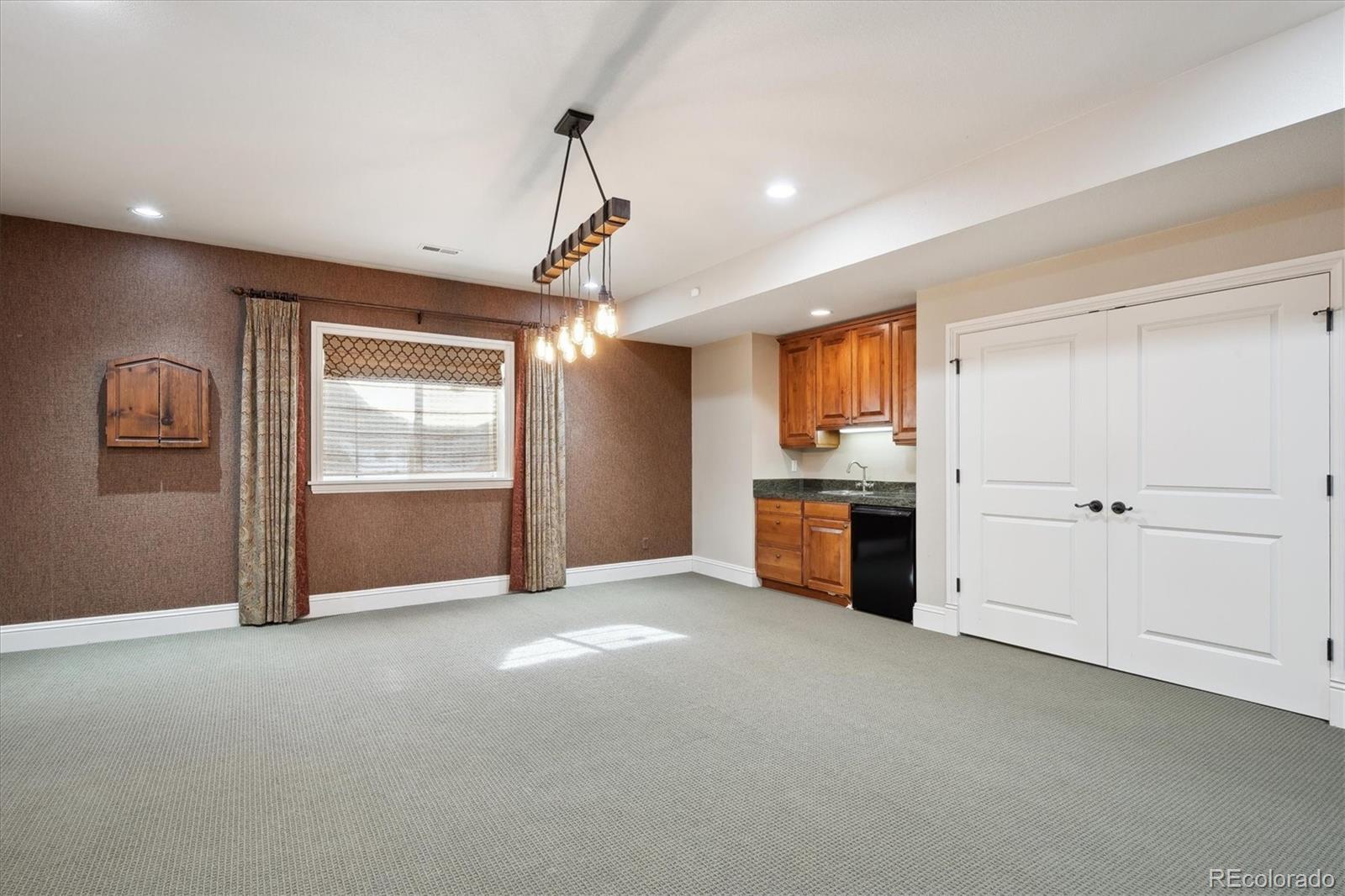 MLS Image #34 for 50 s eudora street,denver, Colorado