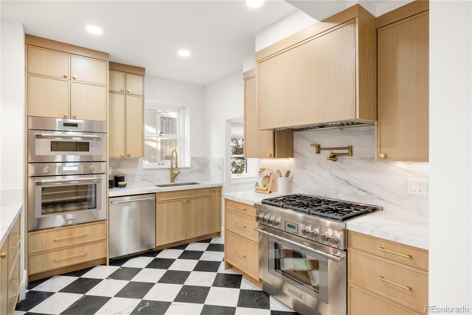 MLS Image #16 for 711  race street,denver, Colorado