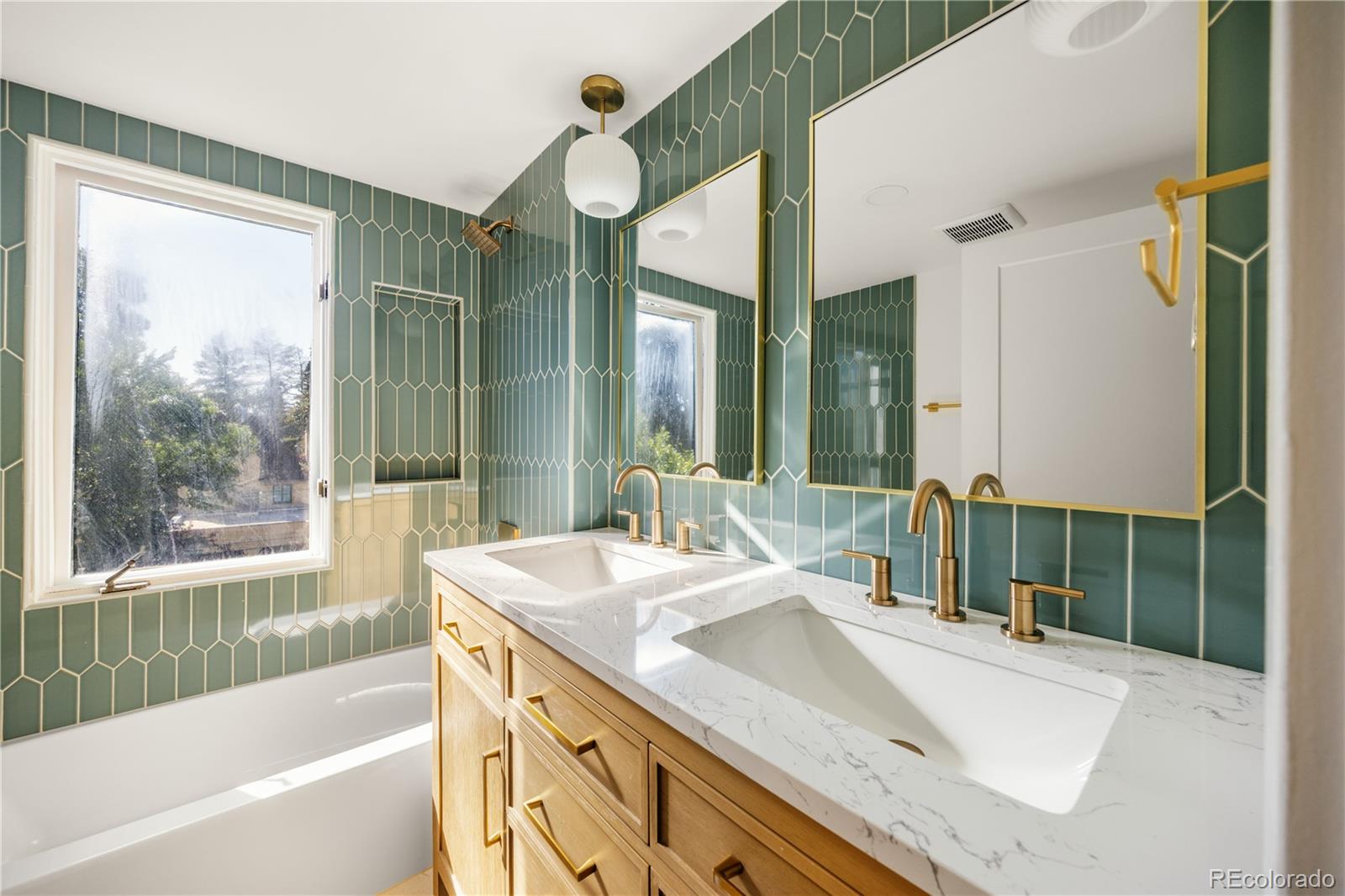 MLS Image #35 for 711  race street,denver, Colorado