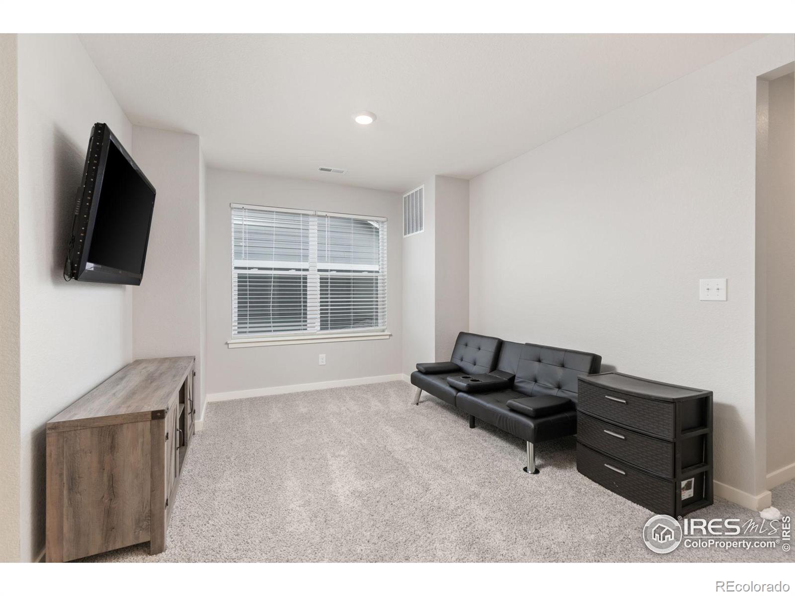 MLS Image #11 for 990  cascade falls street,severance, Colorado