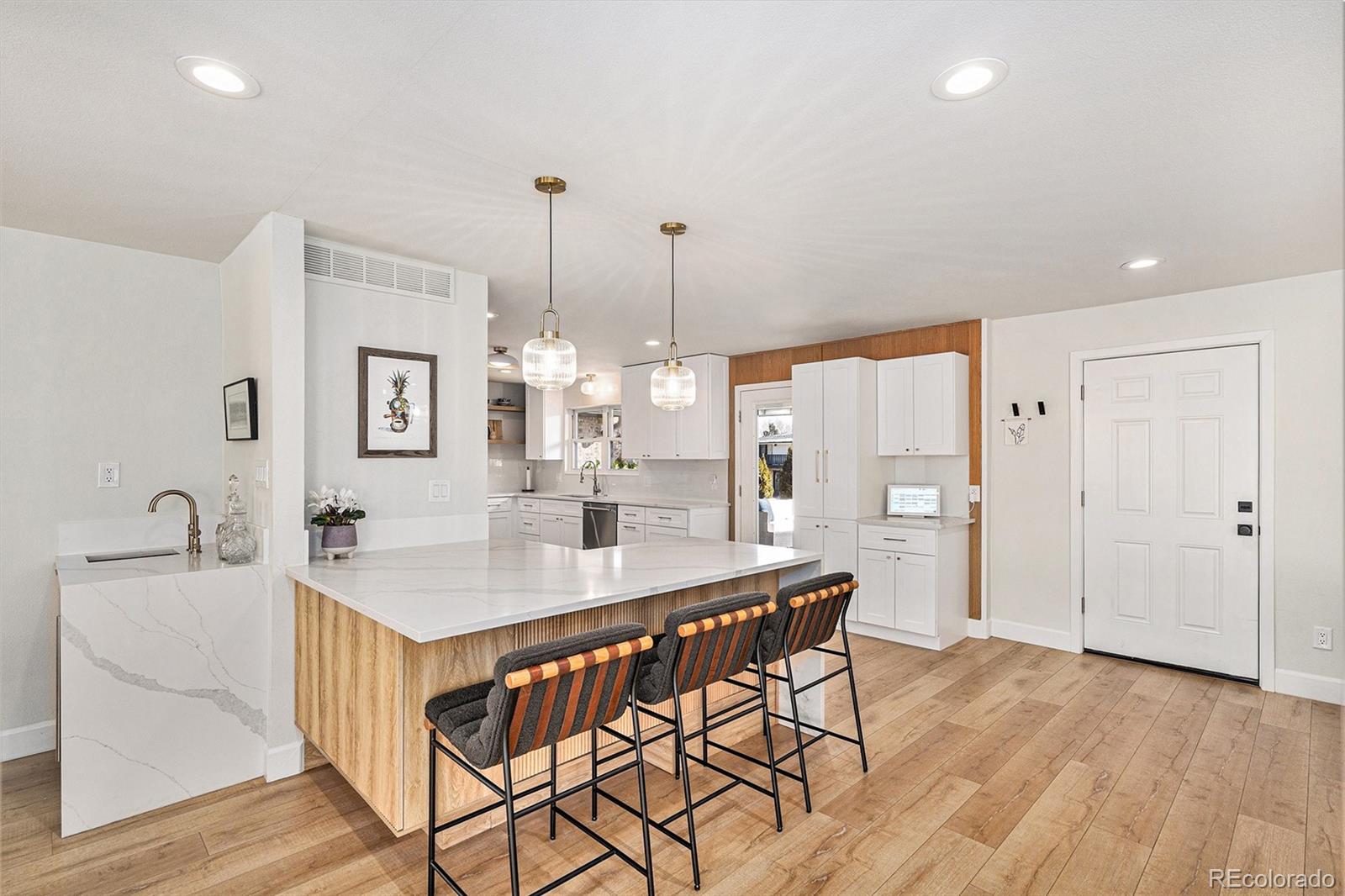 MLS Image #10 for 5121 w plymouth drive,littleton, Colorado
