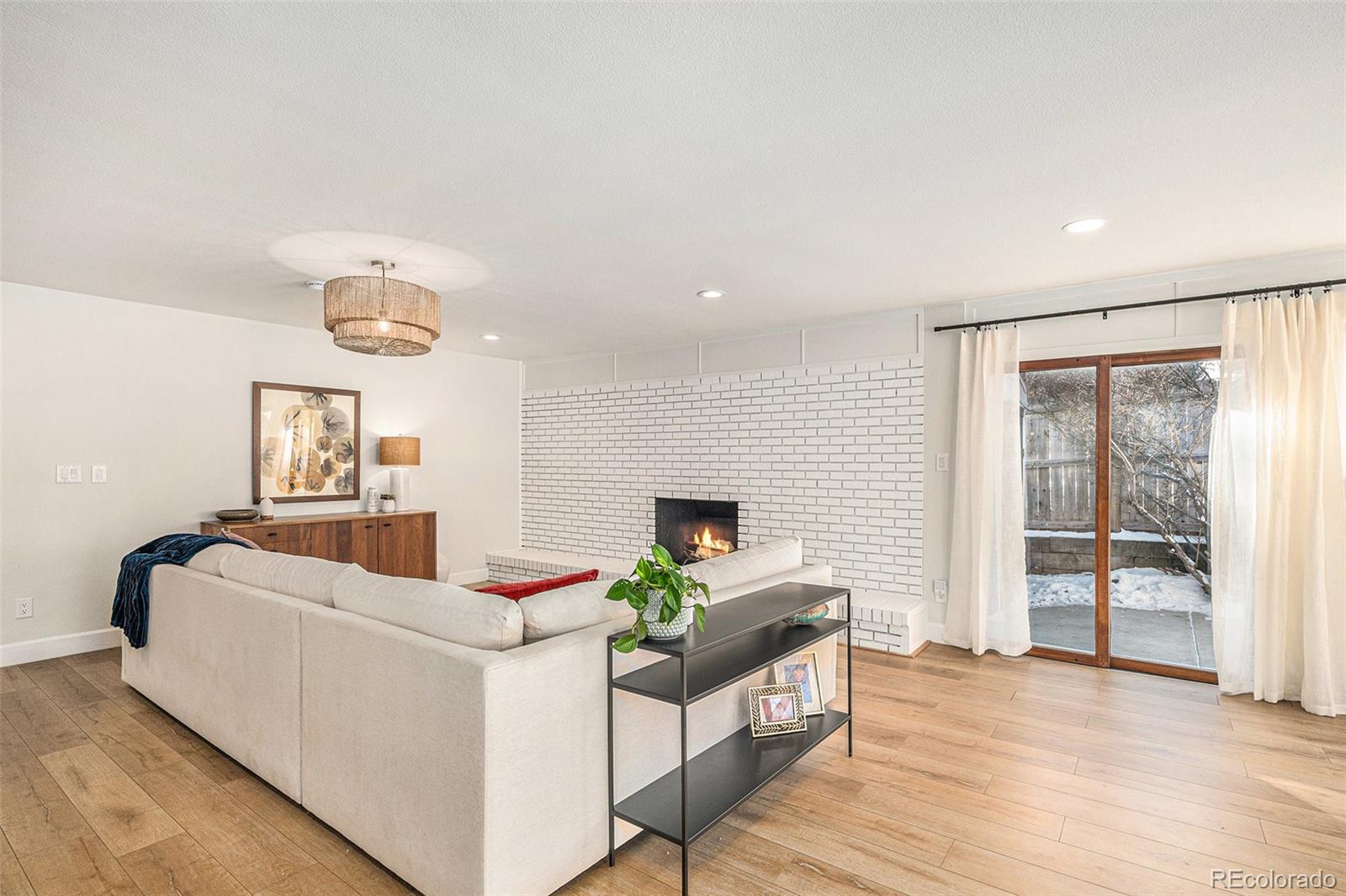 MLS Image #13 for 5121 w plymouth drive,littleton, Colorado