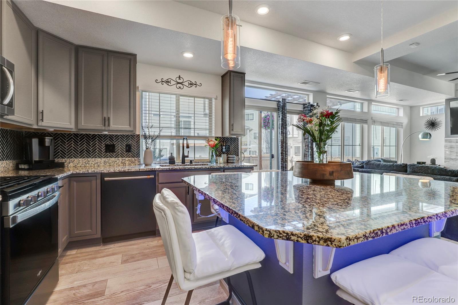 MLS Image #15 for 10232  yampa court,commerce city, Colorado