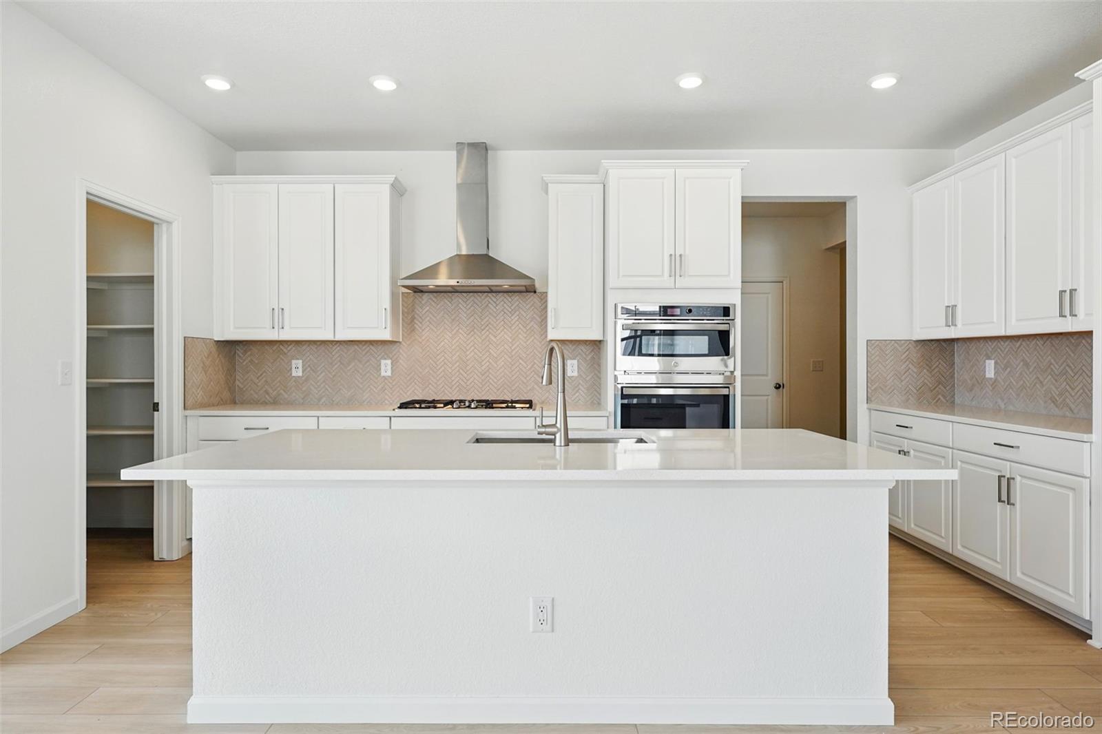 CMA Image for 1482 s pitkin circle,Aurora, Colorado