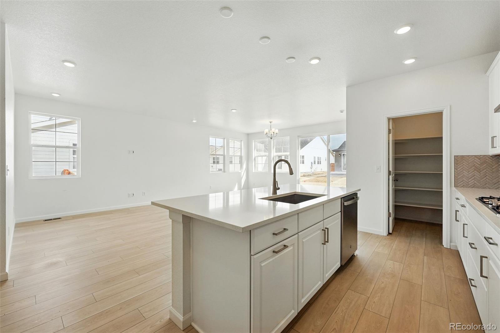 MLS Image #7 for 3438 n duquesne way,aurora, Colorado
