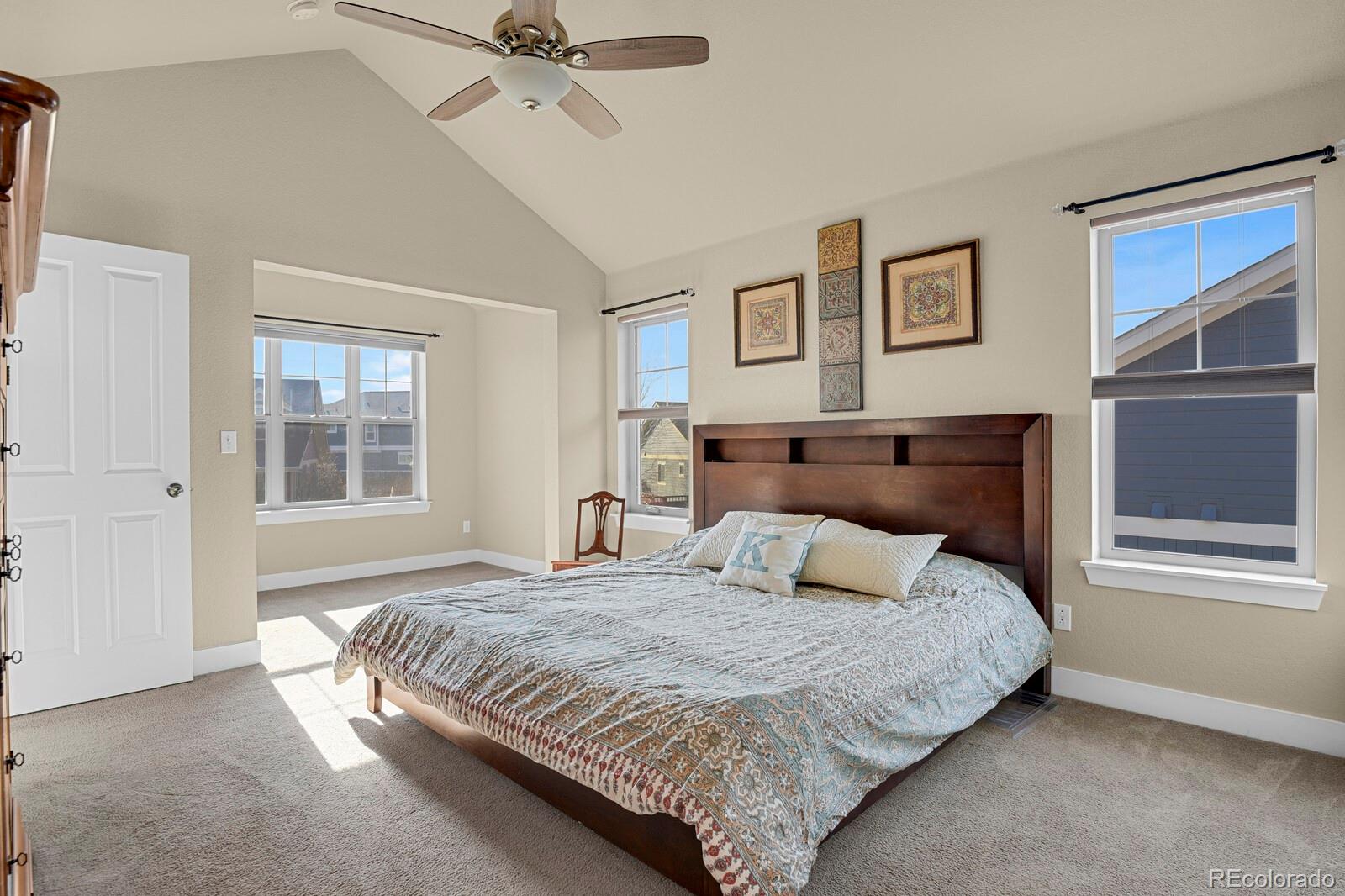 MLS Image #14 for 9268 e 37th avenue,denver, Colorado
