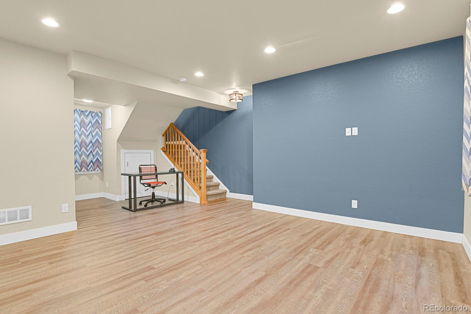 MLS Image #23 for 9268 e 37th avenue,denver, Colorado