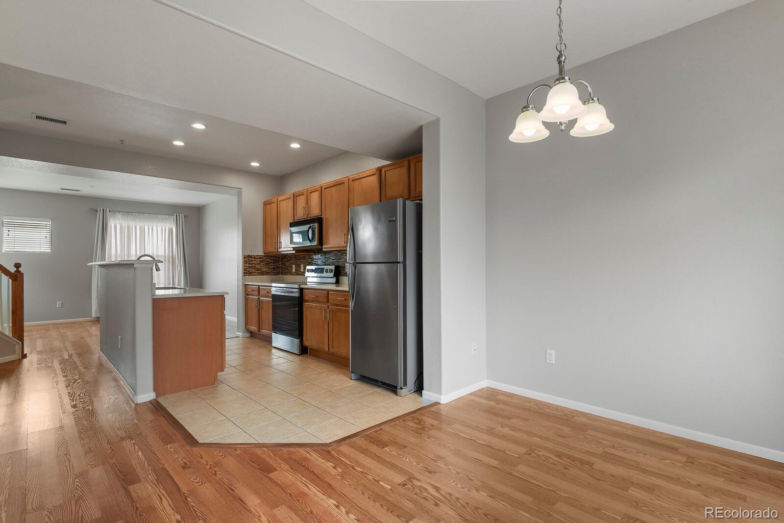 MLS Image #3 for 18726 e yale circle f,aurora, Colorado