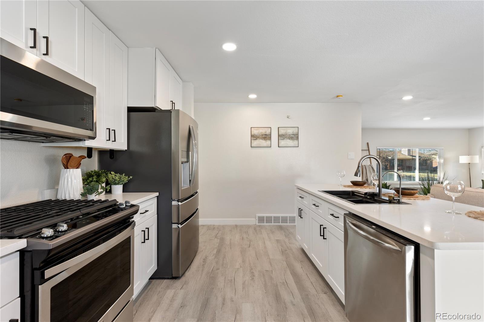 MLS Image #14 for 2230  jamaica street,aurora, Colorado