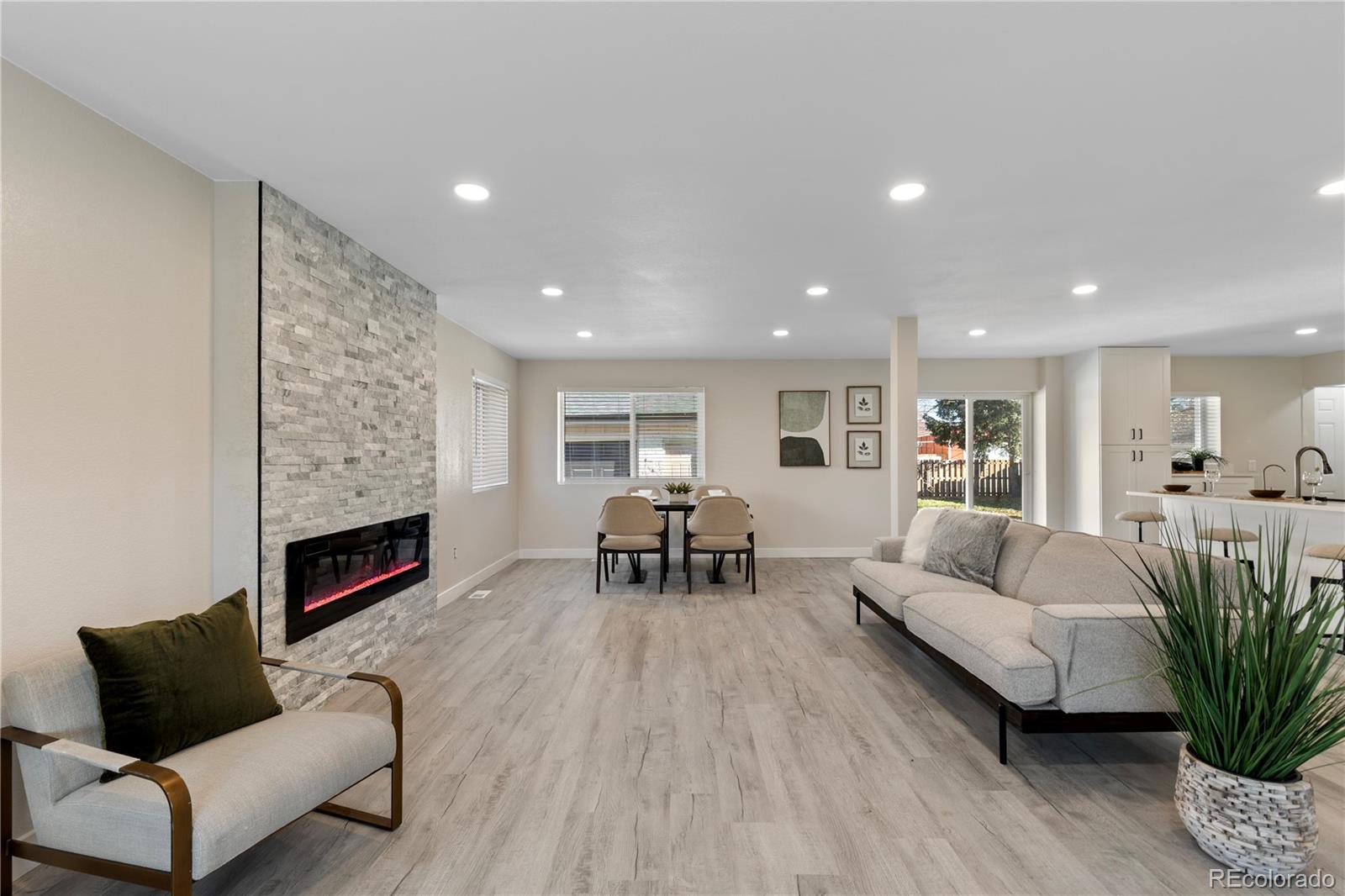 MLS Image #3 for 2230  jamaica street,aurora, Colorado