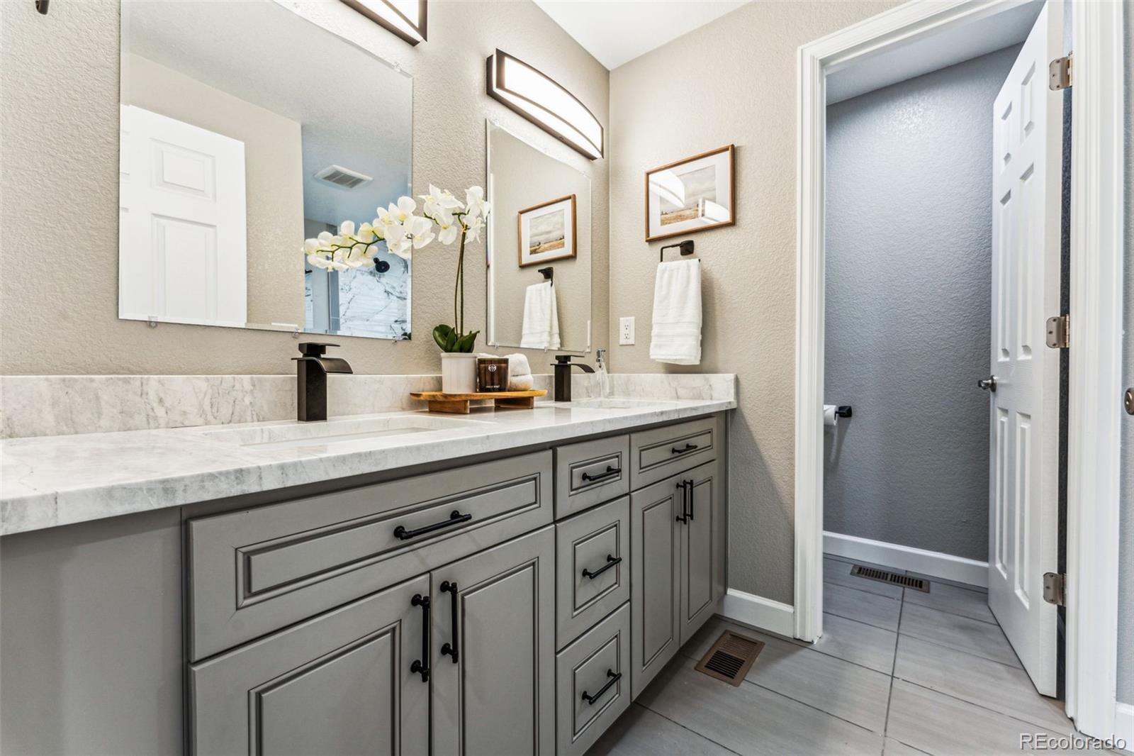 MLS Image #19 for 10305 w 34th place,wheat ridge, Colorado