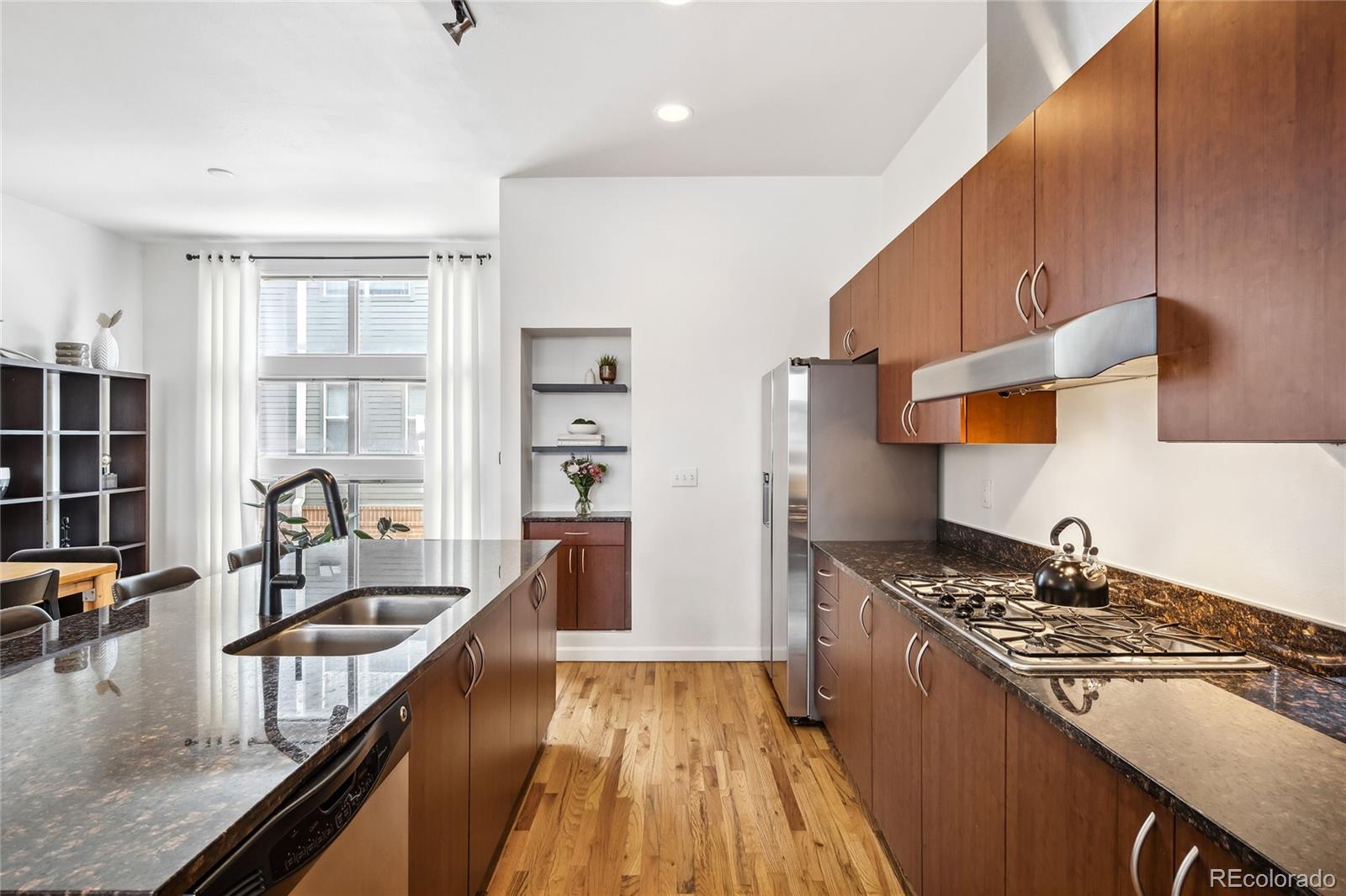MLS Image #16 for 2706  blake street,denver, Colorado