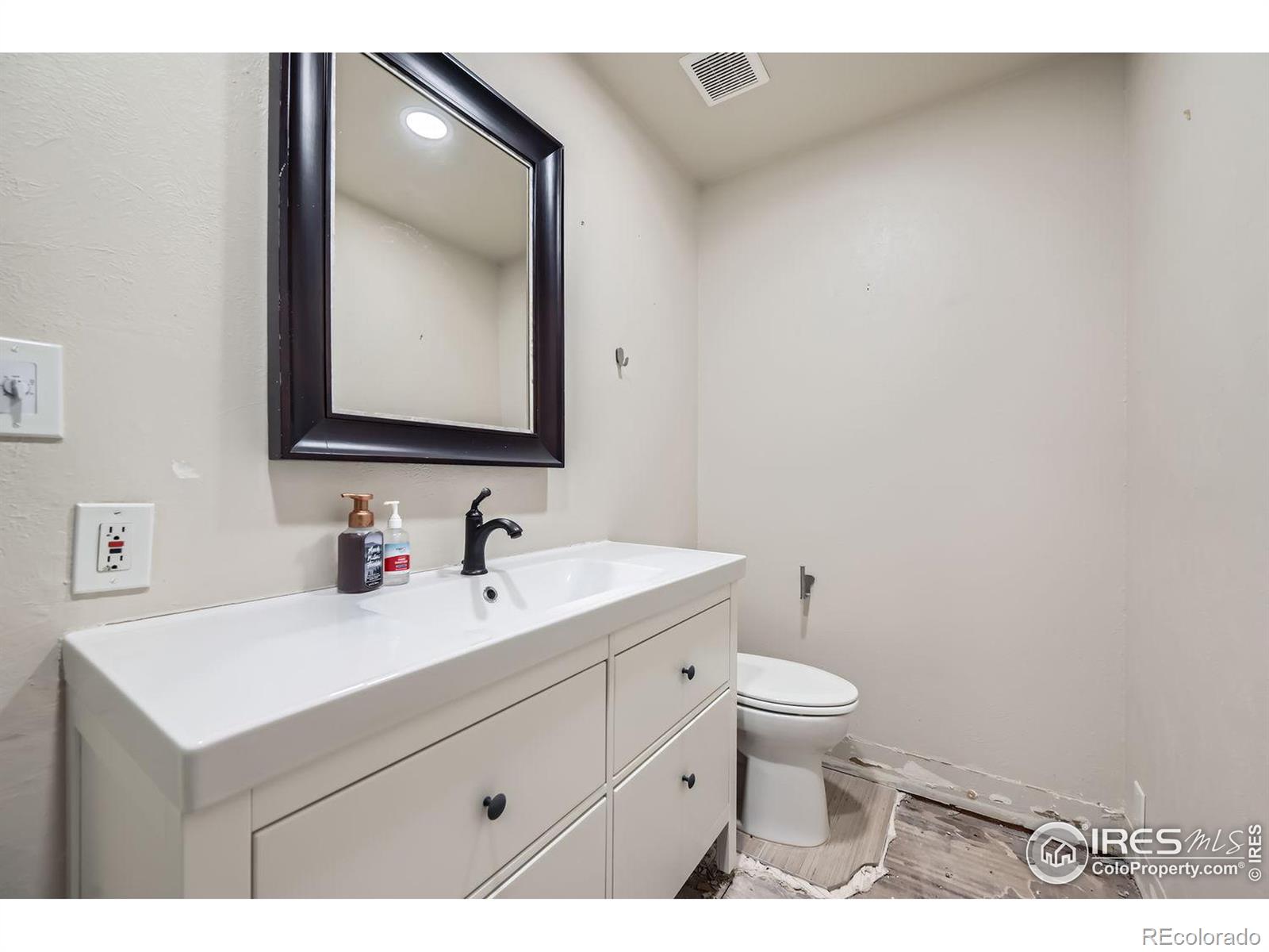 MLS Image #17 for 10075 n 75th street,longmont, Colorado