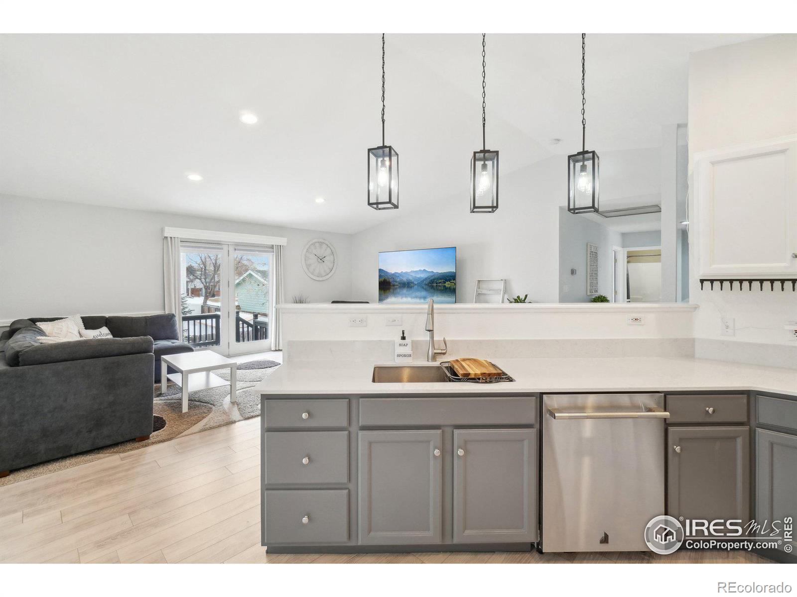 MLS Image #9 for 101 n 49th ave pl,greeley, Colorado
