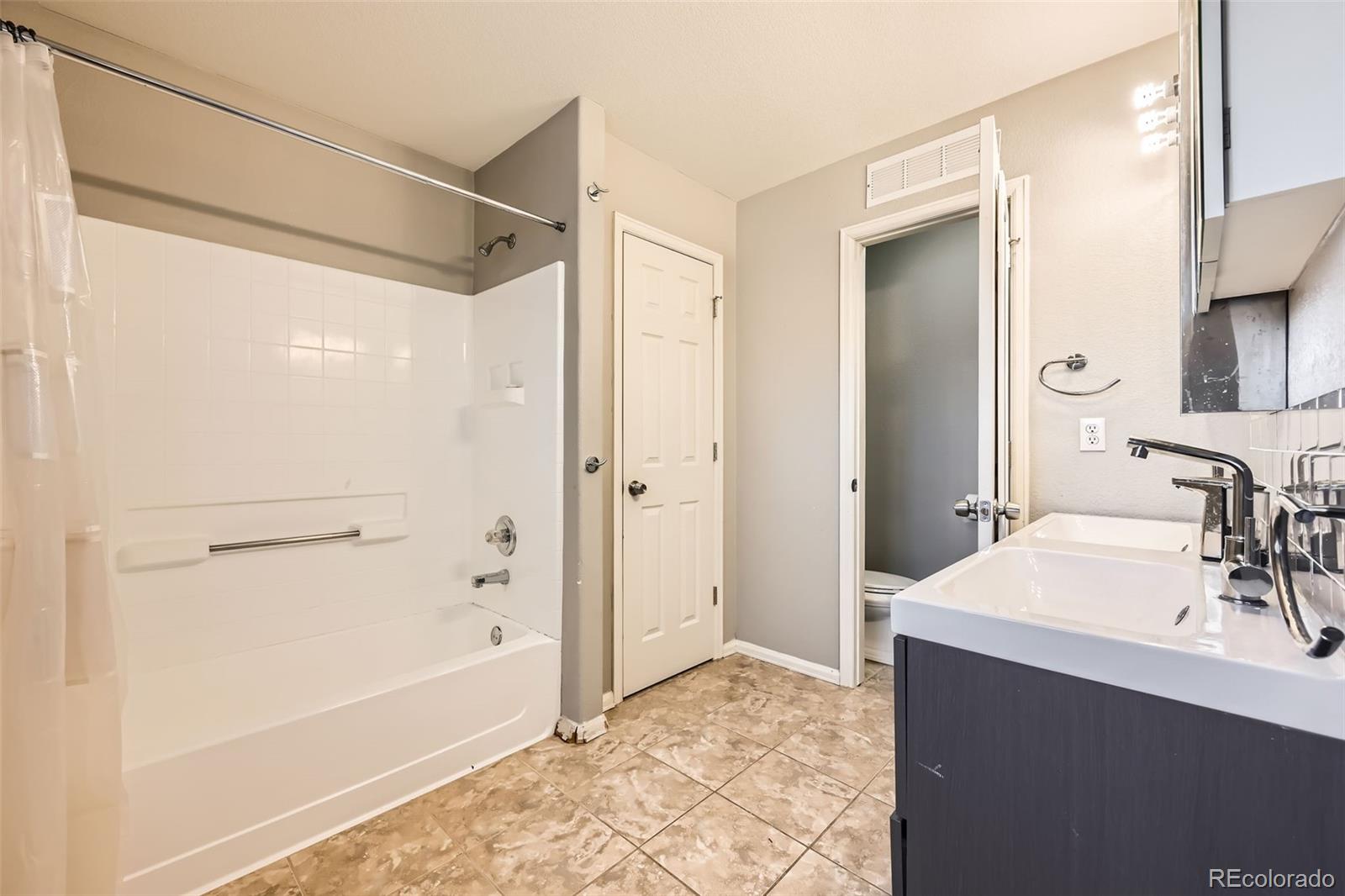 MLS Image #15 for 4666  cornish way,denver, Colorado