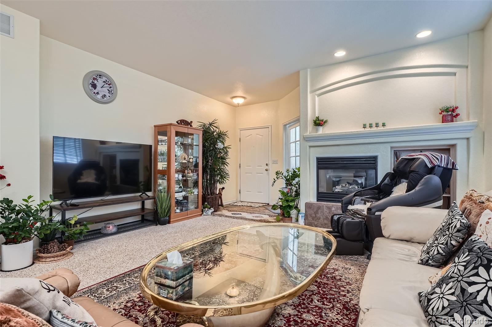 MLS Image #6 for 6776 e panorama lane,denver, Colorado