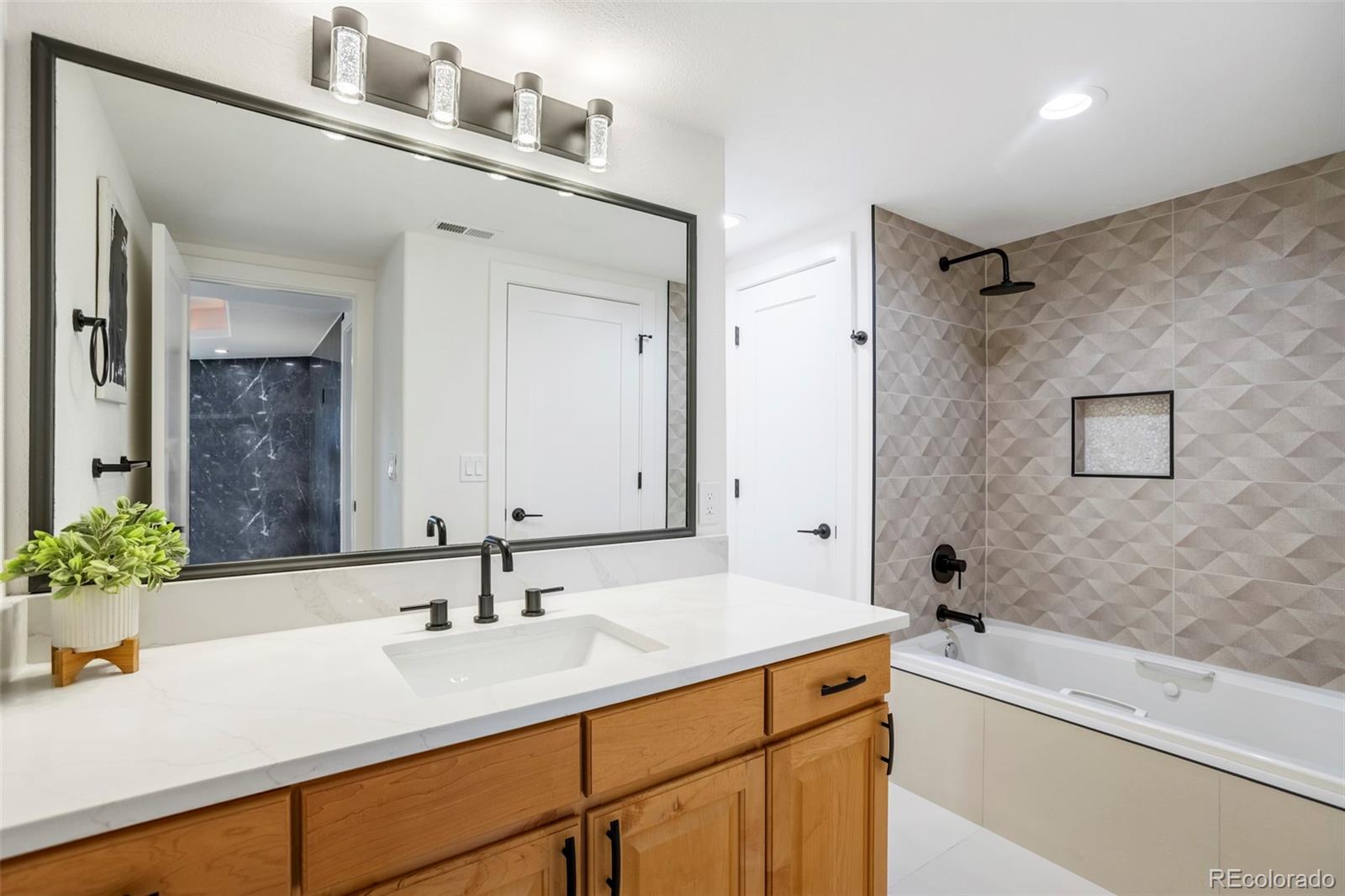 MLS Image #39 for 8369 w fairview avenue,littleton, Colorado