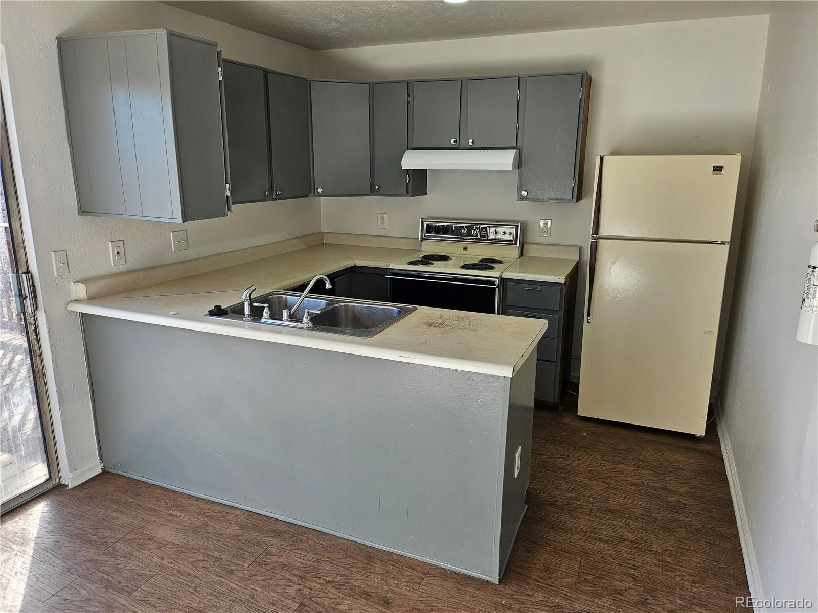MLS Image #4 for 4582  frankfort way,denver, Colorado